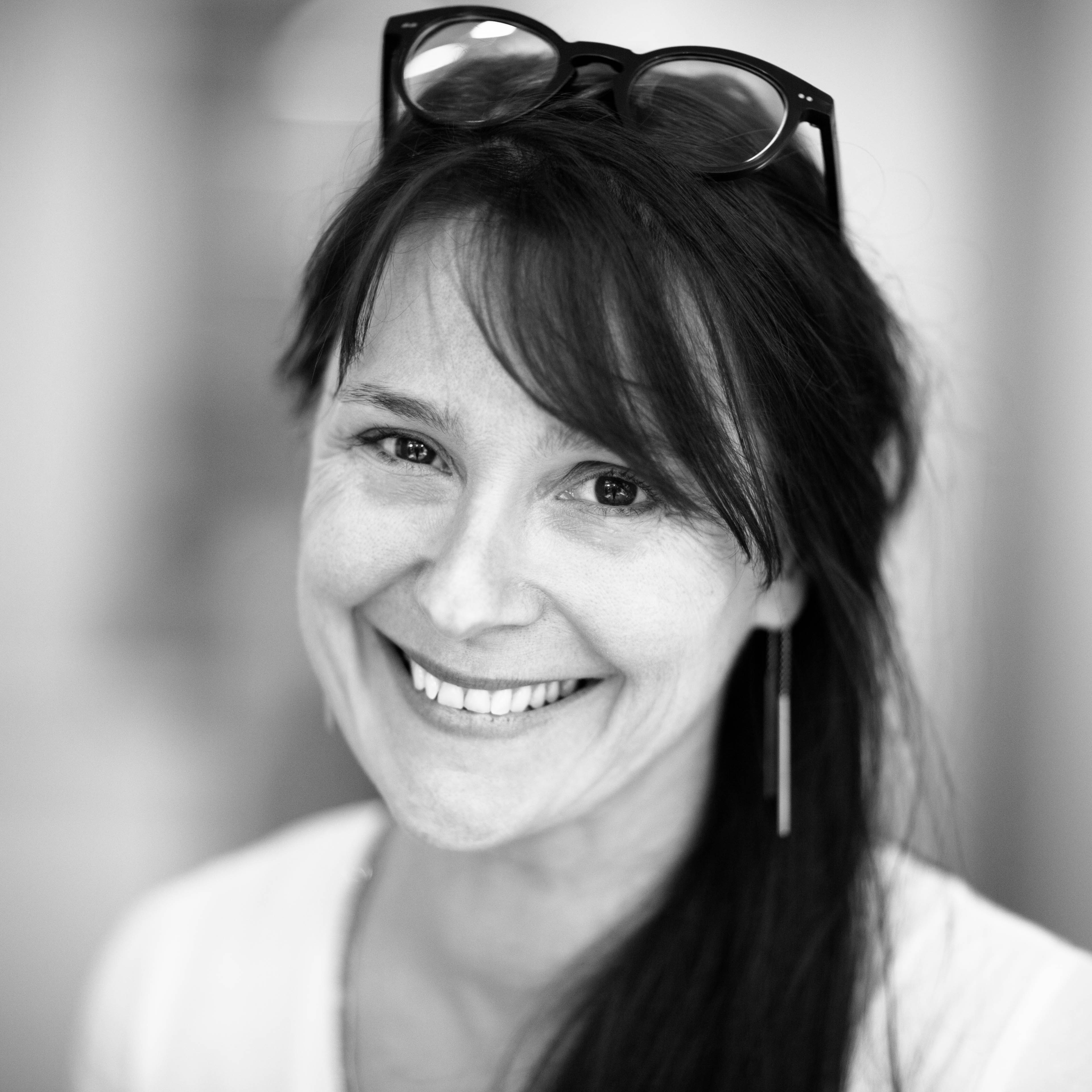Agnes Molia